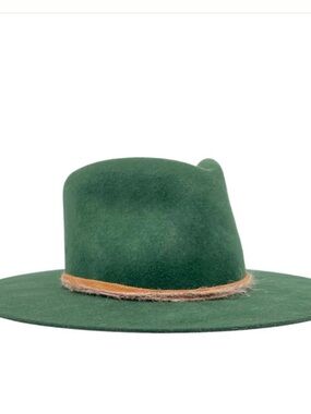 Teressa Foglia - Forest Green - 7 1/8